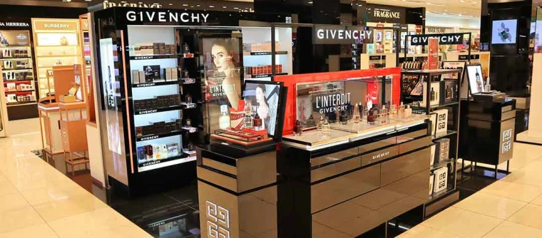 Why High-Quality Display Stands Are Essential For Marketing